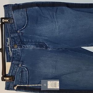 NWT "UNIVERSAL THREAD" LADIES JEANS